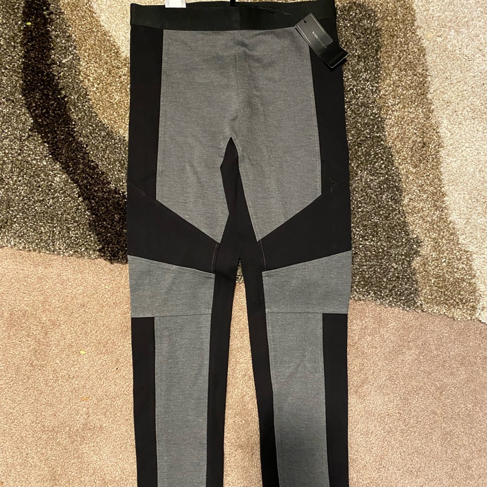BCBG Maxazria “Jeremiah” GRY/BLCK Skinny Tights/Pants (M)